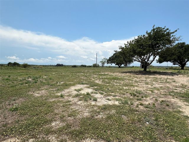 7404 Boswell Court, Lipan, TX 76462