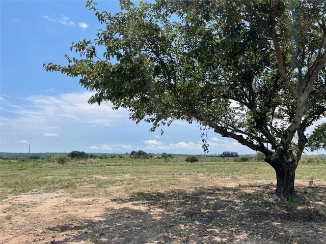 7404 Boswell Court, Lipan, TX 76462