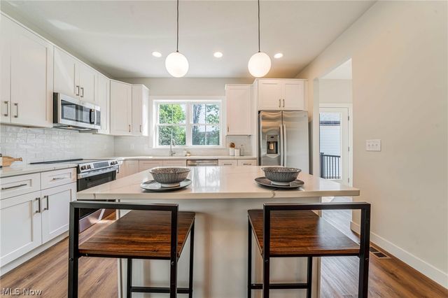 65 Talbot Drive, Bedford, OH 44146