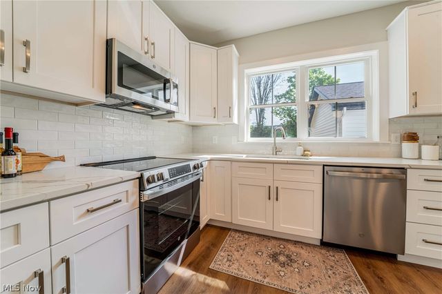 65 Talbot Drive, Bedford, OH 44146