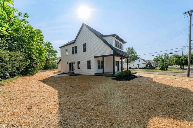 65 Talbot Drive, Bedford, OH 44146