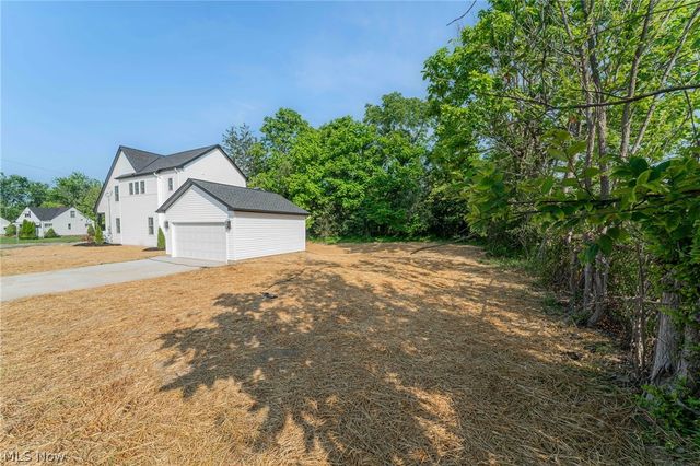 65 Talbot Drive, Bedford, OH 44146