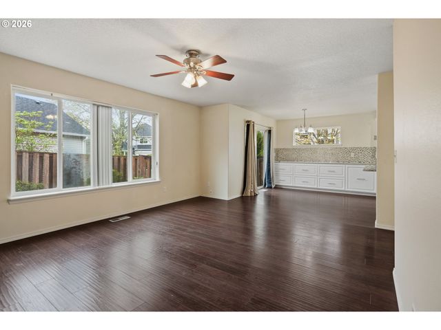 4391 Nw DIAMONDBACK Dr, Beaverton, OR 97006