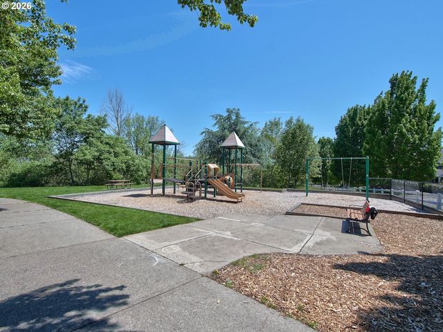 4391 Nw DIAMONDBACK Dr, Beaverton, OR 97006