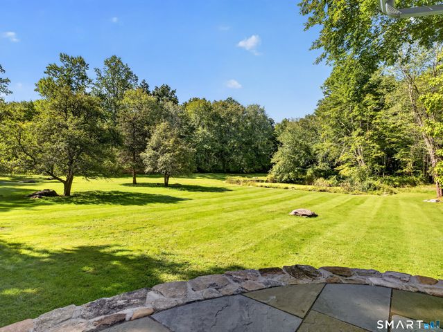 79 Chestnut Hill Road, Killingworth, CT 06419