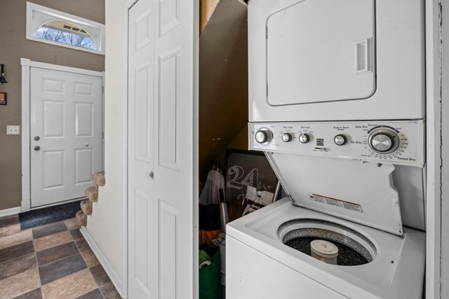 1623 106th Avenue NW, Coon Rapids, MN 55433