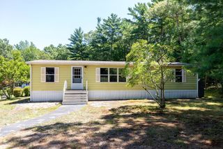 3-9 South Meadow Village, Carver, MA 02330