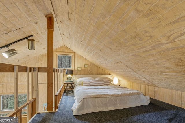 109 Clayton Gooch Road, Dahlonega, GA 30533