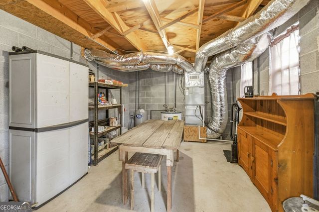 109 Clayton Gooch Road, Dahlonega, GA 30533