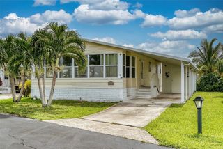 809 Putter Place, Pompano Beach, FL 33069
