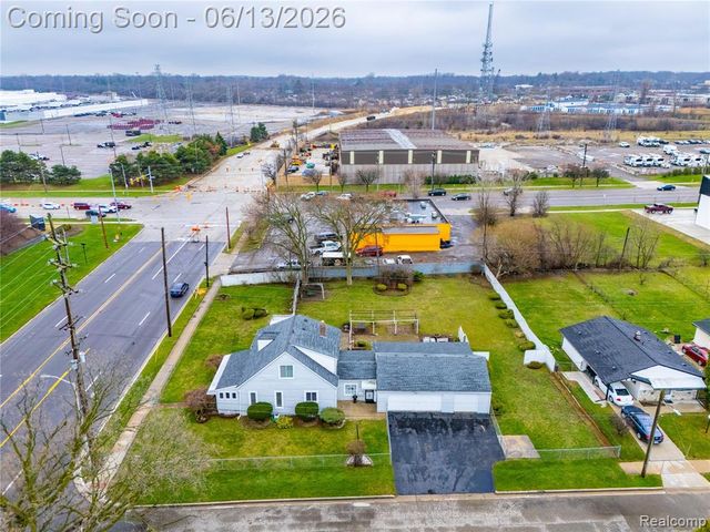 640 Martin Luther King Jr Boulevard, Pontiac, MI 48341
