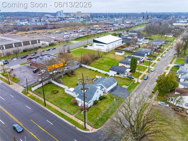640 Martin Luther King Jr Boulevard, Pontiac, MI 48341