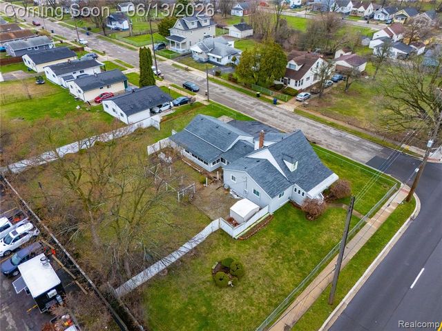 640 Martin Luther King Jr Boulevard, Pontiac, MI 48341