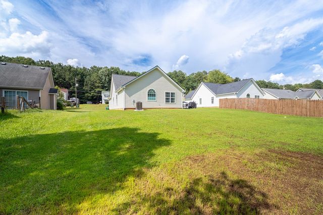 111 Margaret Way, Hogansville, GA 30230