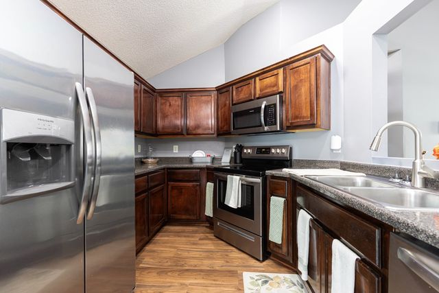 111 Margaret Way, Hogansville, GA 30230