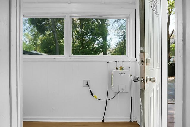 2135 Dorchester Road, North Charleston, SC 29405