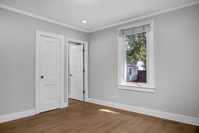 2135 Dorchester Road, North Charleston, SC 29405