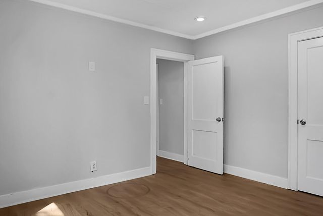 2135 Dorchester Road, North Charleston, SC 29405