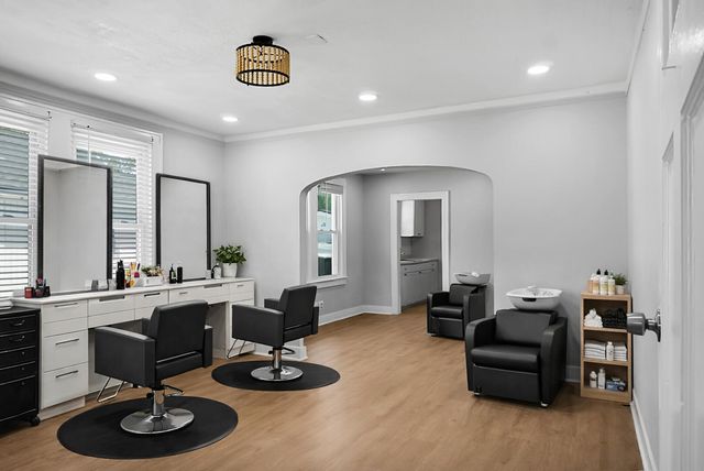 2135 Dorchester Road, North Charleston, SC 29405