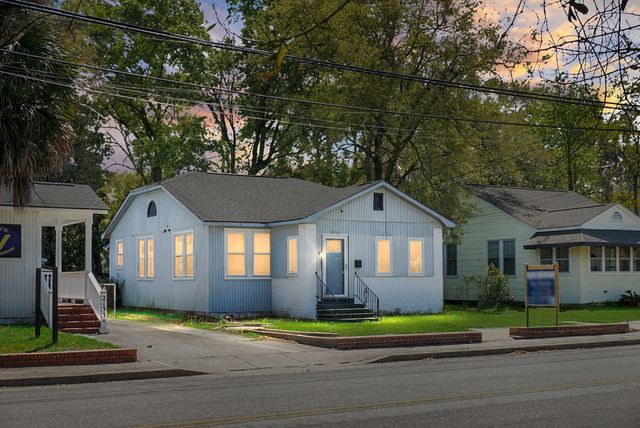 2135 Dorchester Road, North Charleston, SC 29405