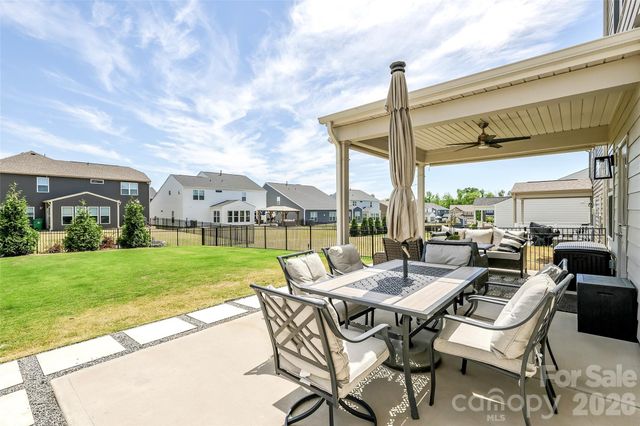 13105 Sudwick Lane, Charlotte, NC 28278