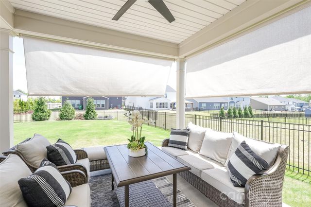 13105 Sudwick Lane, Charlotte, NC 28278