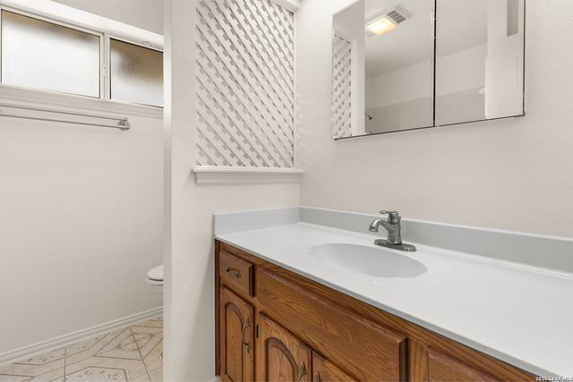 3421 SHERWIN DR, Schertz, TX 78108