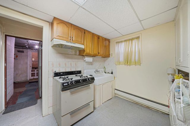 281 E 57th Street 1, Brooklyn, NY 11203