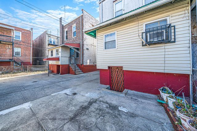 281 E 57th Street 1, Brooklyn, NY 11203