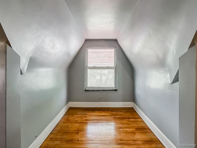 7620 Braile Street, Detroit, MI 48228