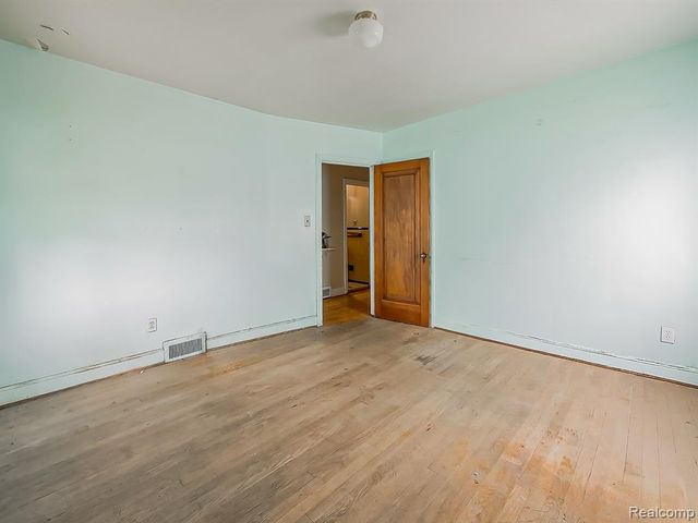 7620 Braile Street, Detroit, MI 48228