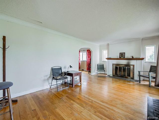 7620 Braile Street, Detroit, MI 48228