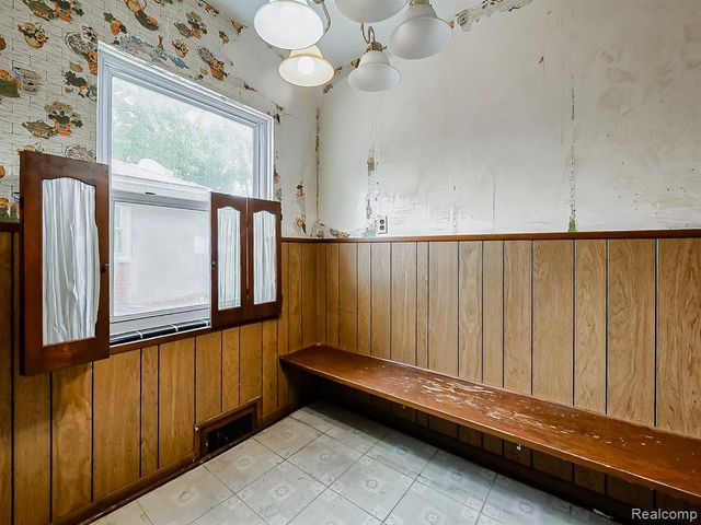 7620 Braile Street, Detroit, MI 48228