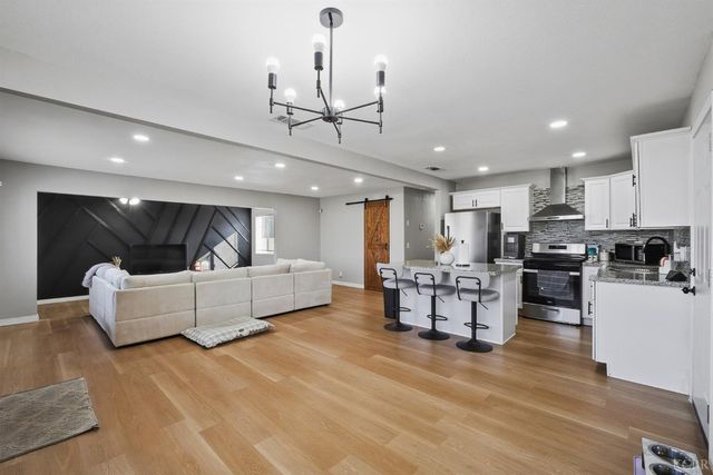 1021 Stanley Avenue, Corcoran, CA 93212