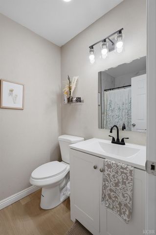 1021 Stanley Avenue, Corcoran, CA 93212