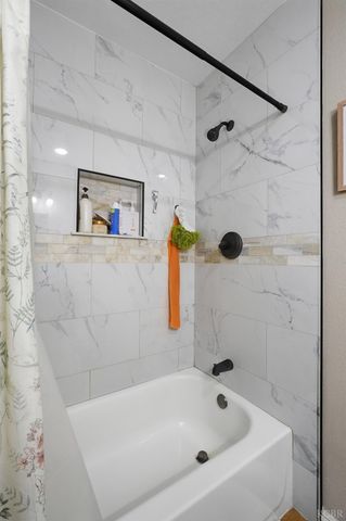 1021 Stanley Avenue, Corcoran, CA 93212