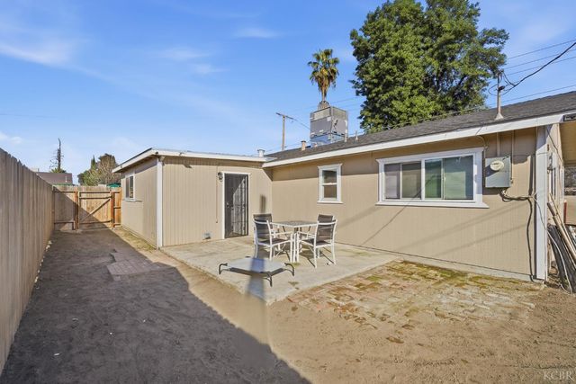 1021 Stanley Avenue, Corcoran, CA 93212