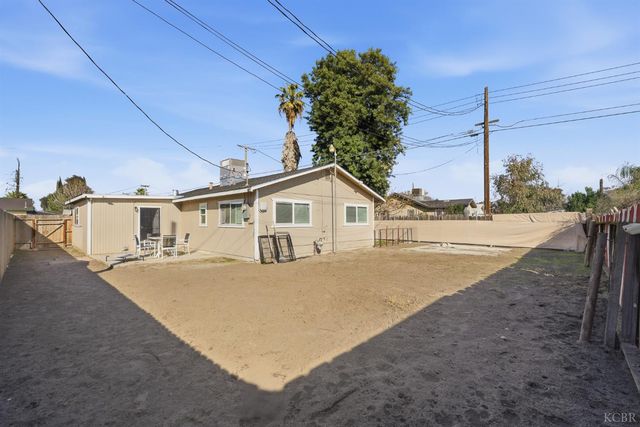 1021 Stanley Avenue, Corcoran, CA 93212