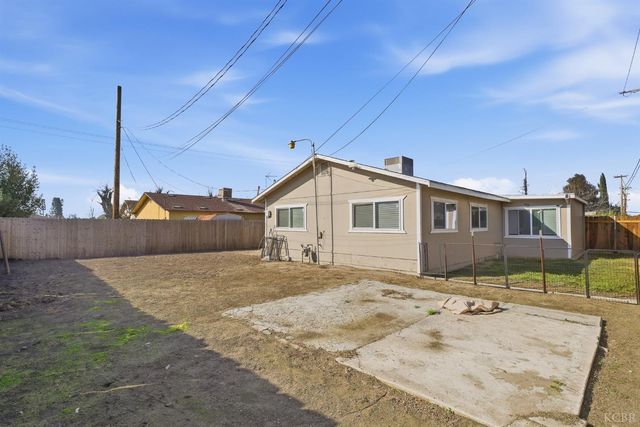 1021 Stanley Avenue, Corcoran, CA 93212