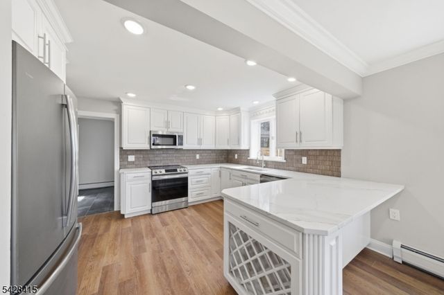 4 Hillside Rd, Rockaway Twp., NJ 07866