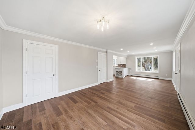 4 Hillside Rd, Rockaway Twp., NJ 07866
