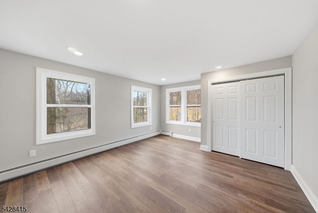4 Hillside Rd, Rockaway Twp., NJ 07866