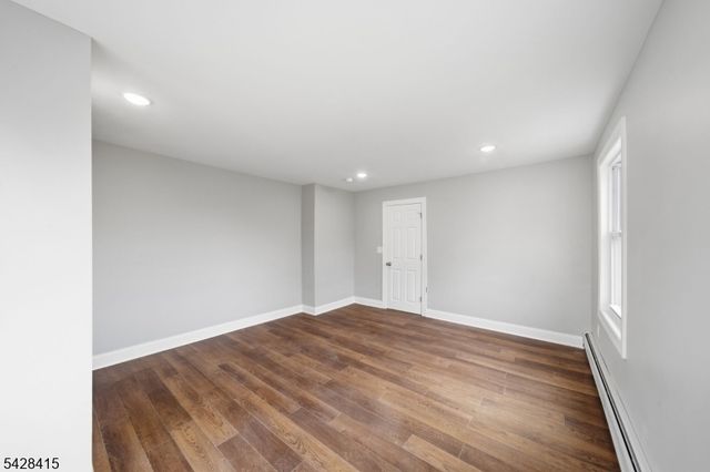 4 Hillside Rd, Rockaway Twp., NJ 07866