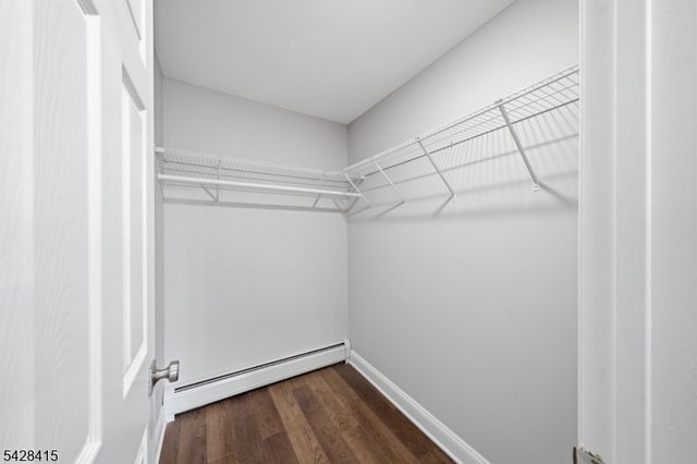 4 Hillside Rd, Rockaway Twp., NJ 07866