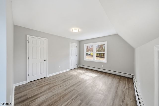 4 Hillside Rd, Rockaway Twp., NJ 07866
