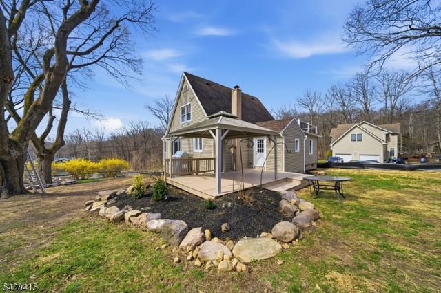 4 Hillside Rd, Rockaway Twp., NJ 07866
