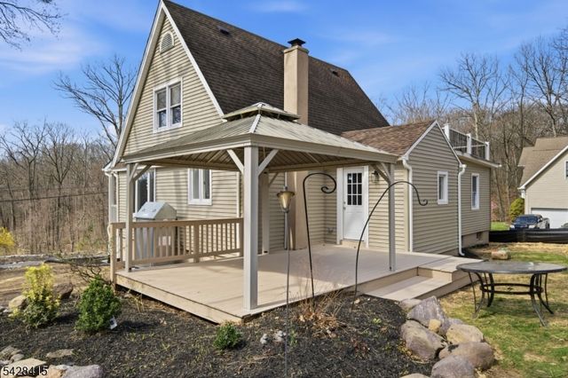 4 Hillside Rd, Rockaway Twp., NJ 07866