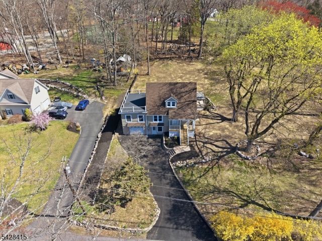 4 Hillside Rd, Rockaway Twp., NJ 07866