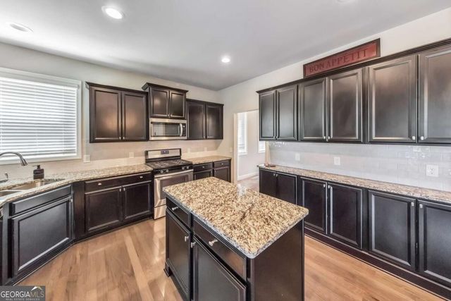 2734 Double Iron Drive SW, Austell, GA 30106