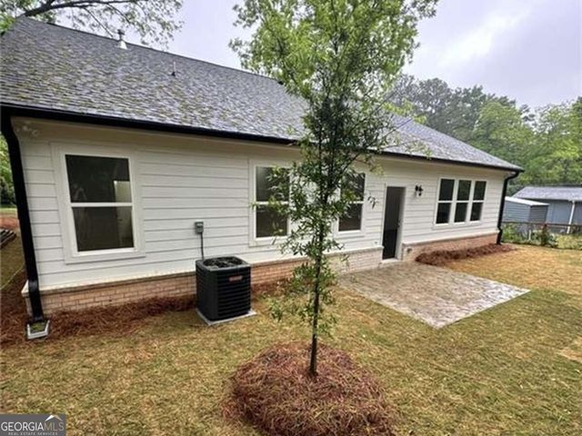 1850 W Mcintosh Road, Griffin, GA 30223